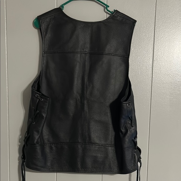 Harley-Davidson Black Leather Riding Vest - Picture 5 of 5